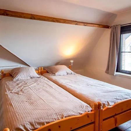 Cozy With Hill View Dom wakacyjny