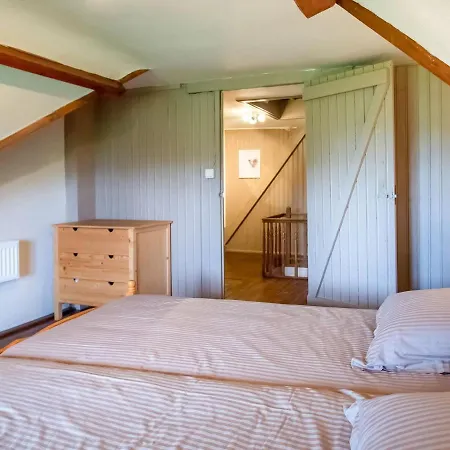 Cozy With Hill View *