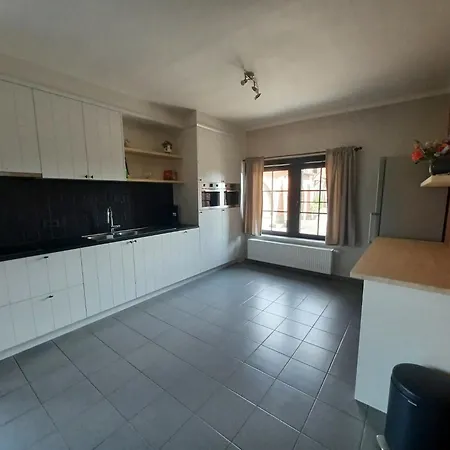 Family Farmhouse, Ploegsteert Comines-Warneton