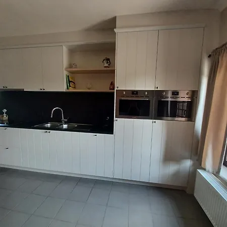 Family Farmhouse, Ploegsteert Дом отдыха *