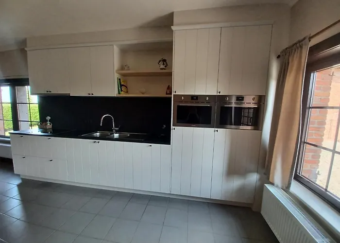 Family Farmhouse, Ploegsteert 別荘 *