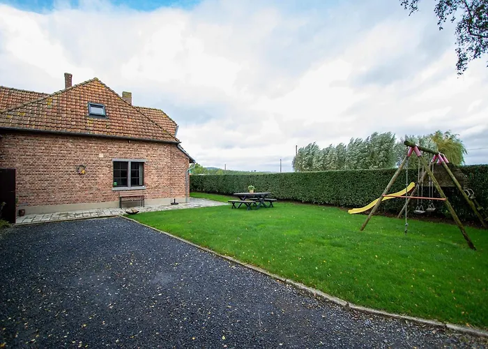 別荘 Family Farmhouse, Ploegsteert *